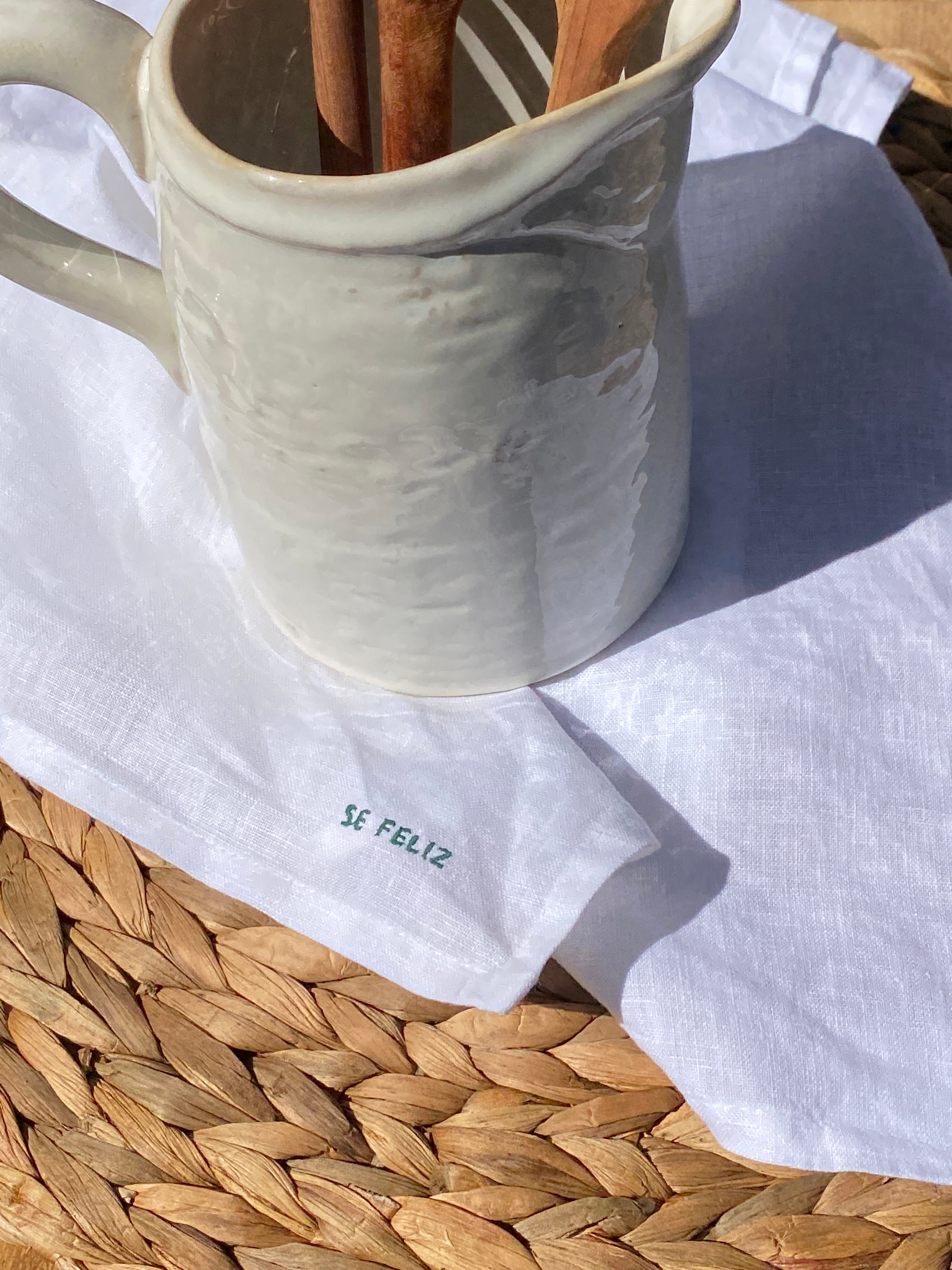 Lino personalizado con monograma: elegancia que habla de ti