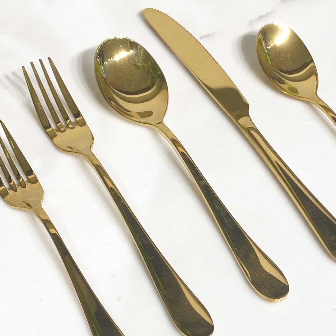 cubiertos oro