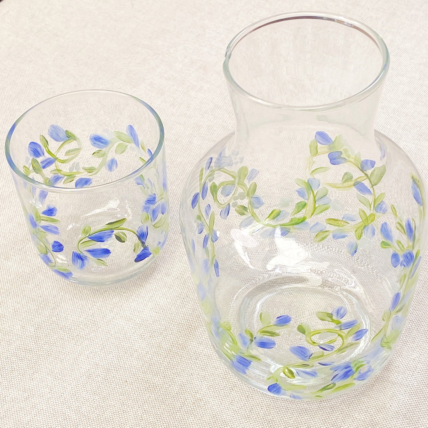 jarra con vaso para buro