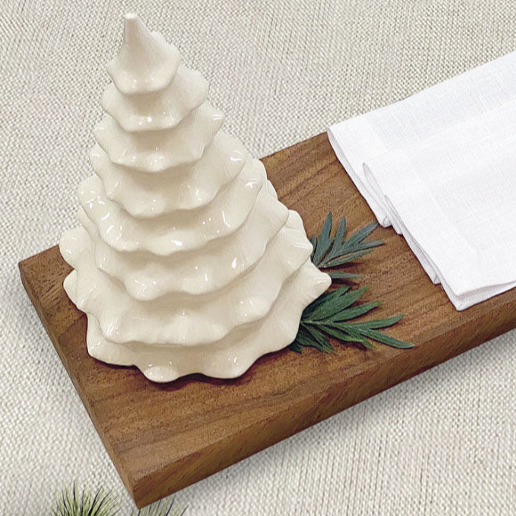 tabla de parota · árbol de cerámica · cocteleras de lino bordadas - Barioles Casa