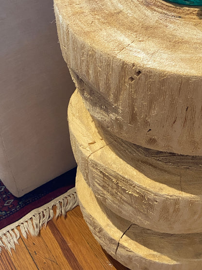 mesa auxiliar de madera hongos - pieza única