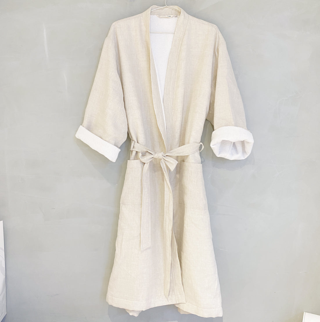 bata de lino con toalla tipo spa