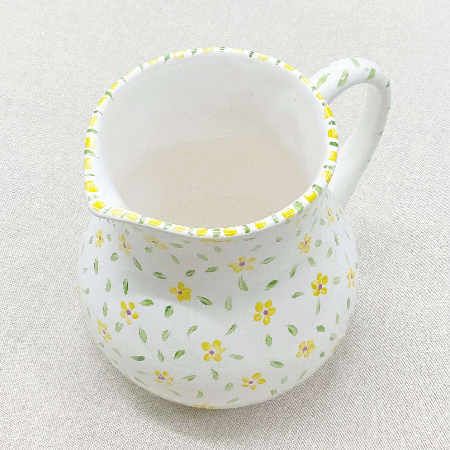 jarra chica de ceramica pintada · flores