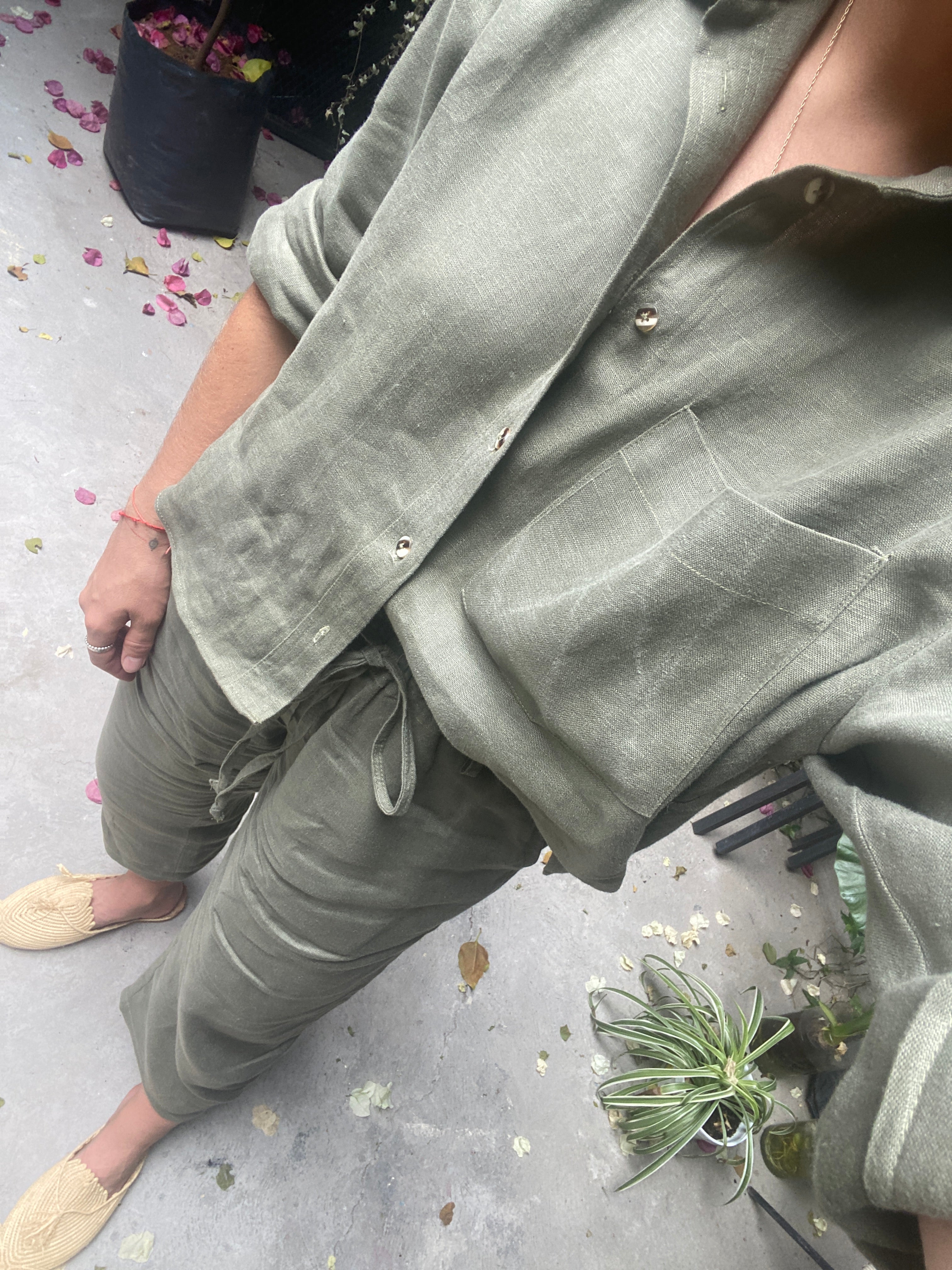 pantalón con jareta de lino
