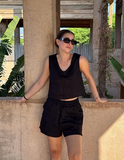blusa corta de lino sin mangas