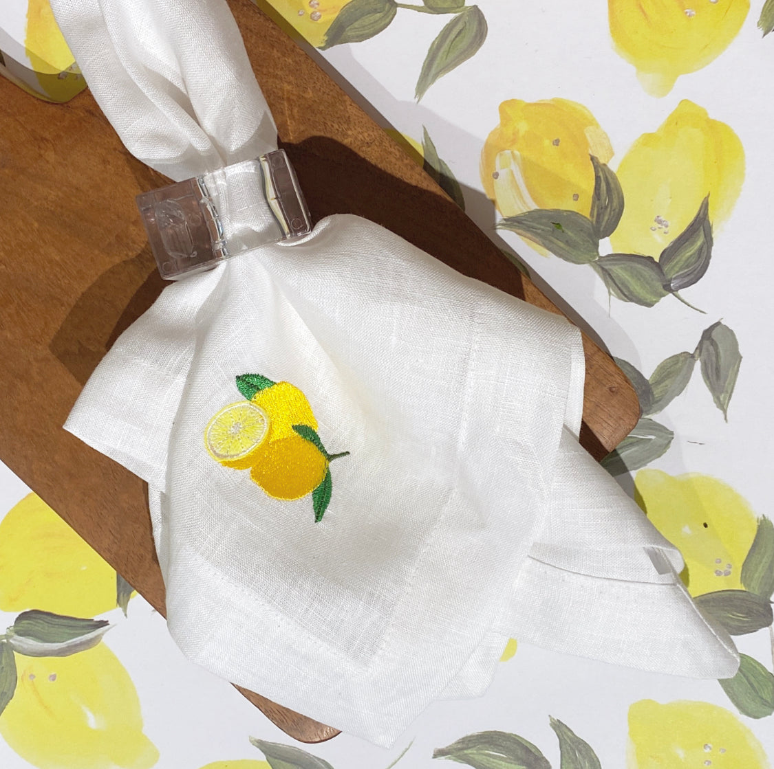 individual y servilleta de lino bordado limones