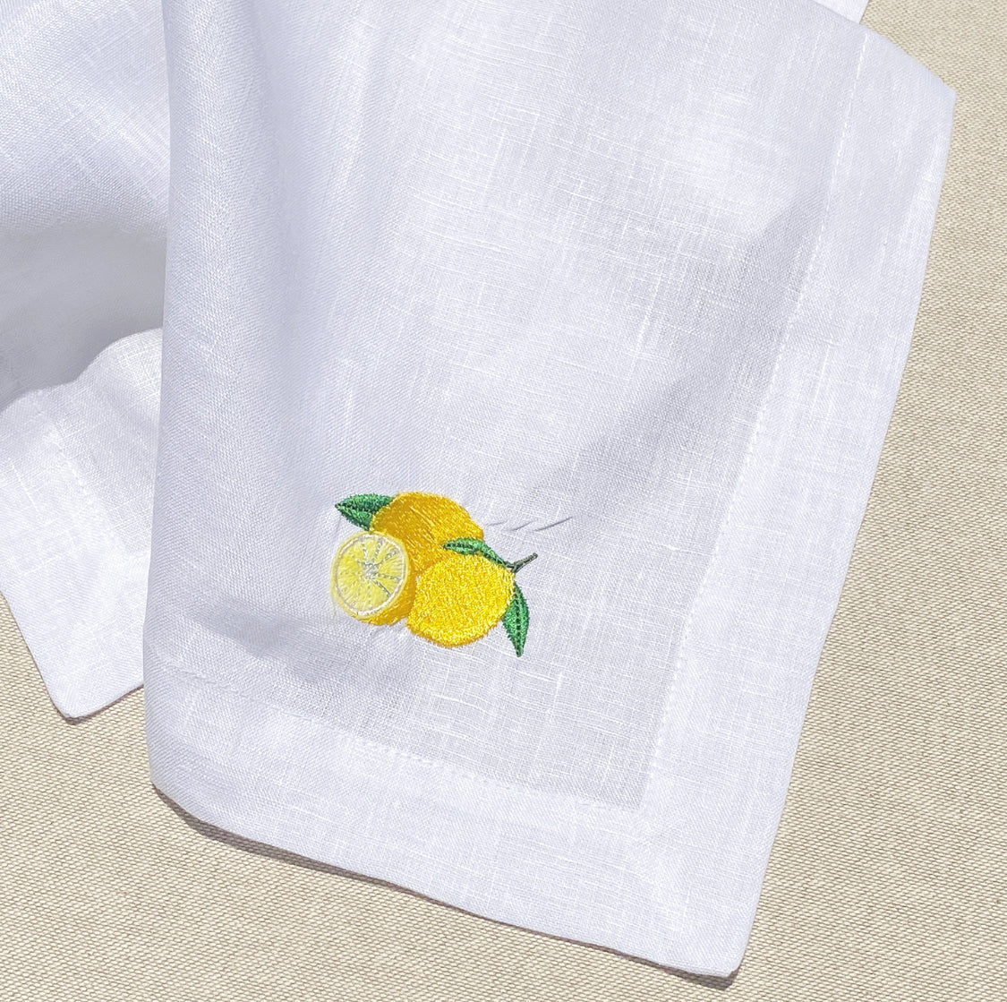 individual y servilleta de lino bordado limones