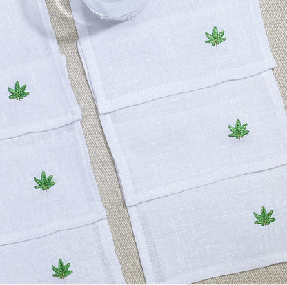 porta vaso de lino bordado hoja weed